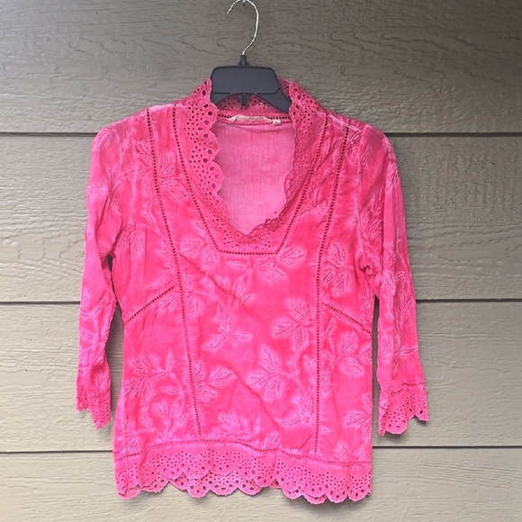 Soft Surroundings Dierdre Eyelet Trim floral Embroidered Bright Pink Blouse Pxs - Picture 2 of 10